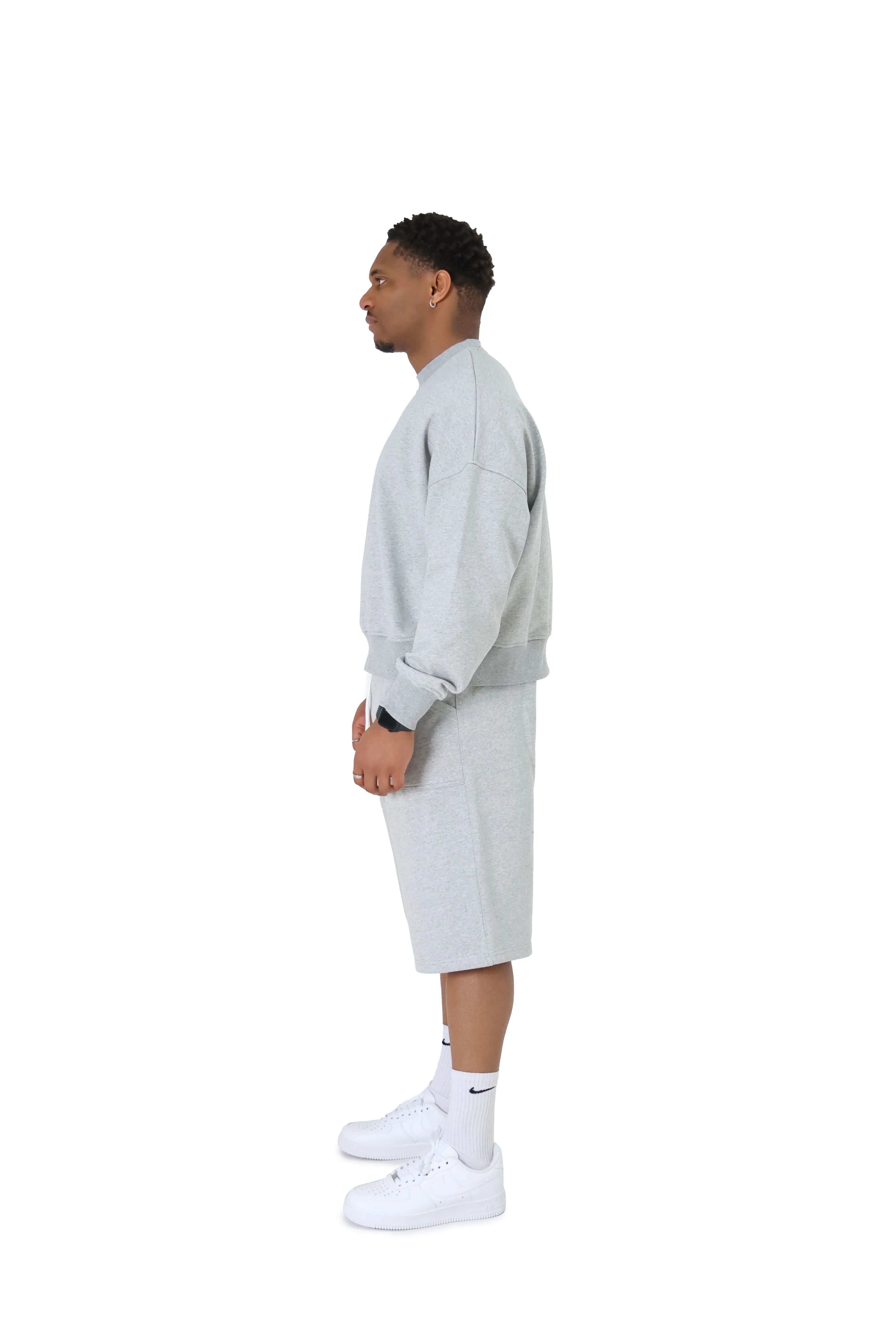 Cropped Oversized Sweater 350GSM - Image 4